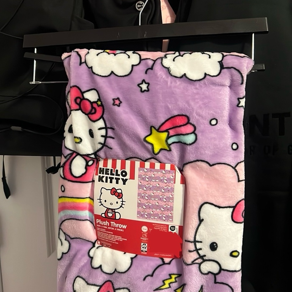 Rainbow hello kitty blanket
